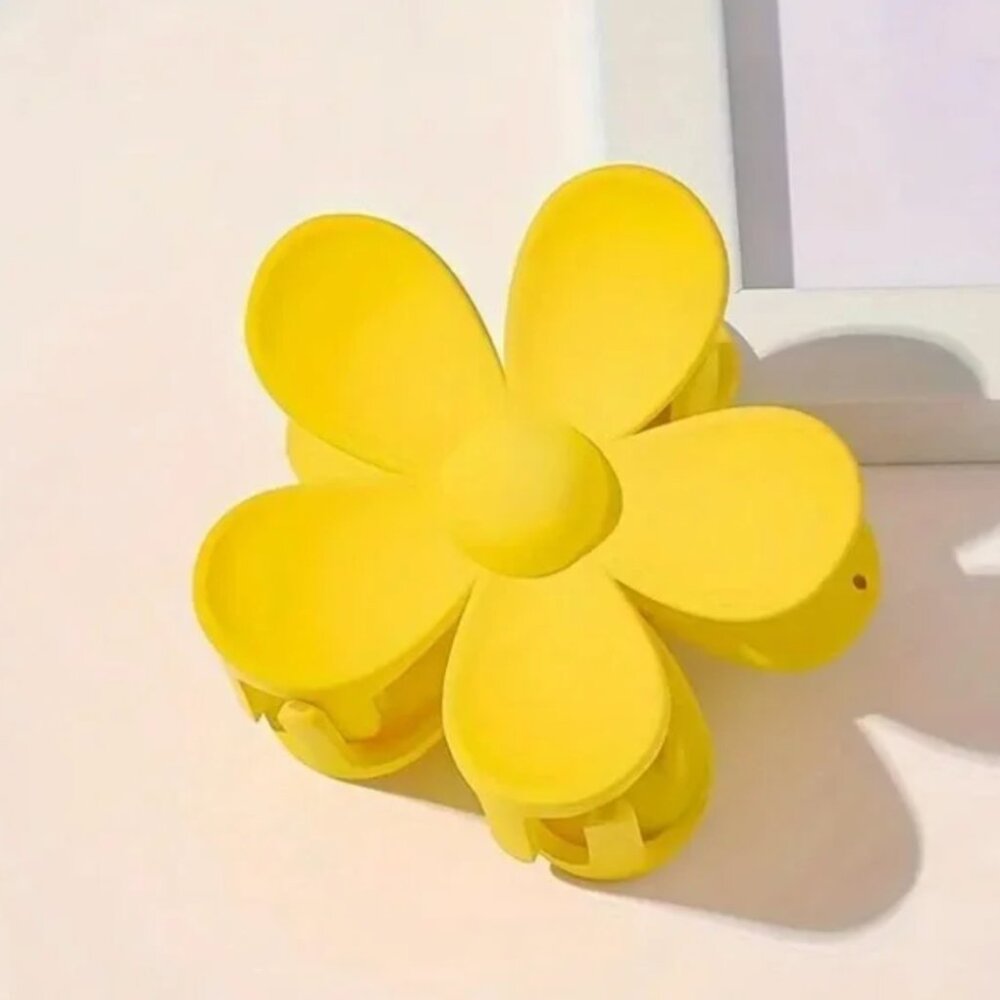 Yellow Flower Claw Clip